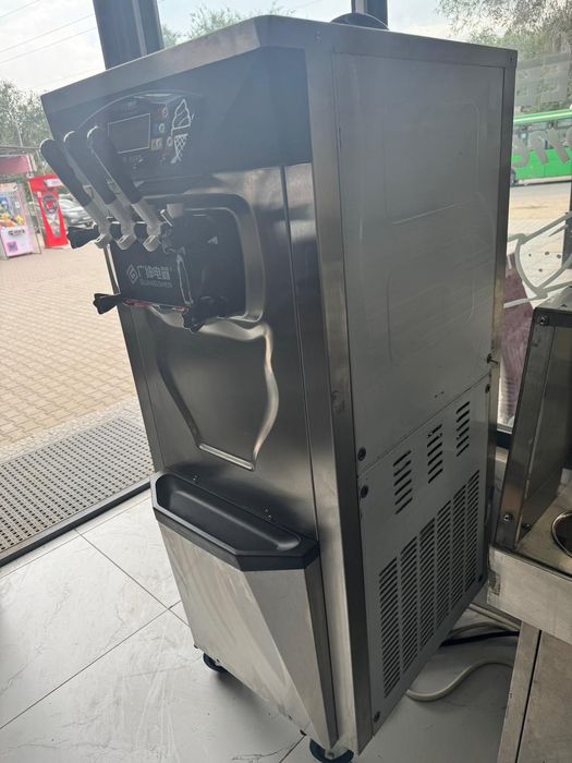 Продам аппарат для разливного мороженого