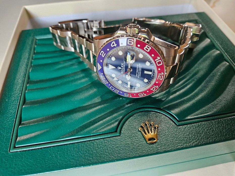Rolex GMT-Master II “Pepsi” – 18K бяло злато, син циферблат LIMITED EDITION