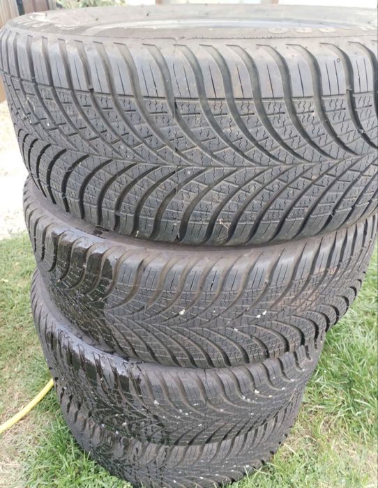 Vând anvelope 225/55/17 ALL SEASON Dot 2024