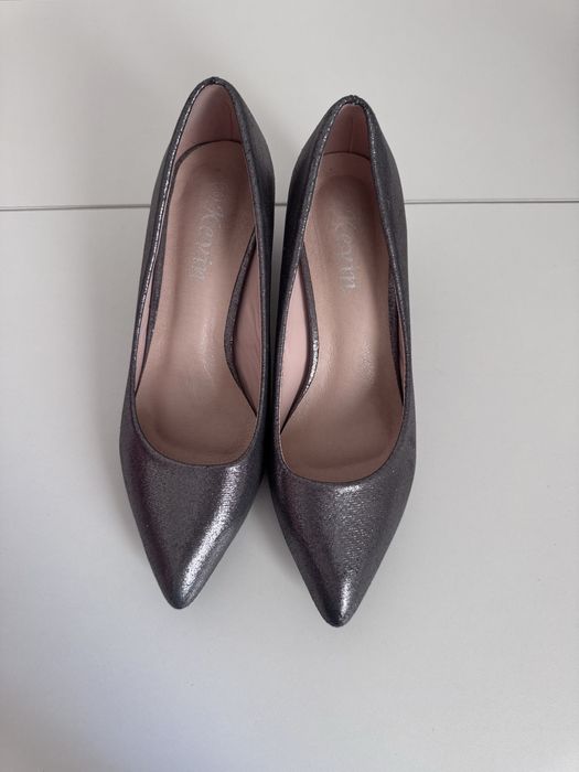 Женские туфли    .