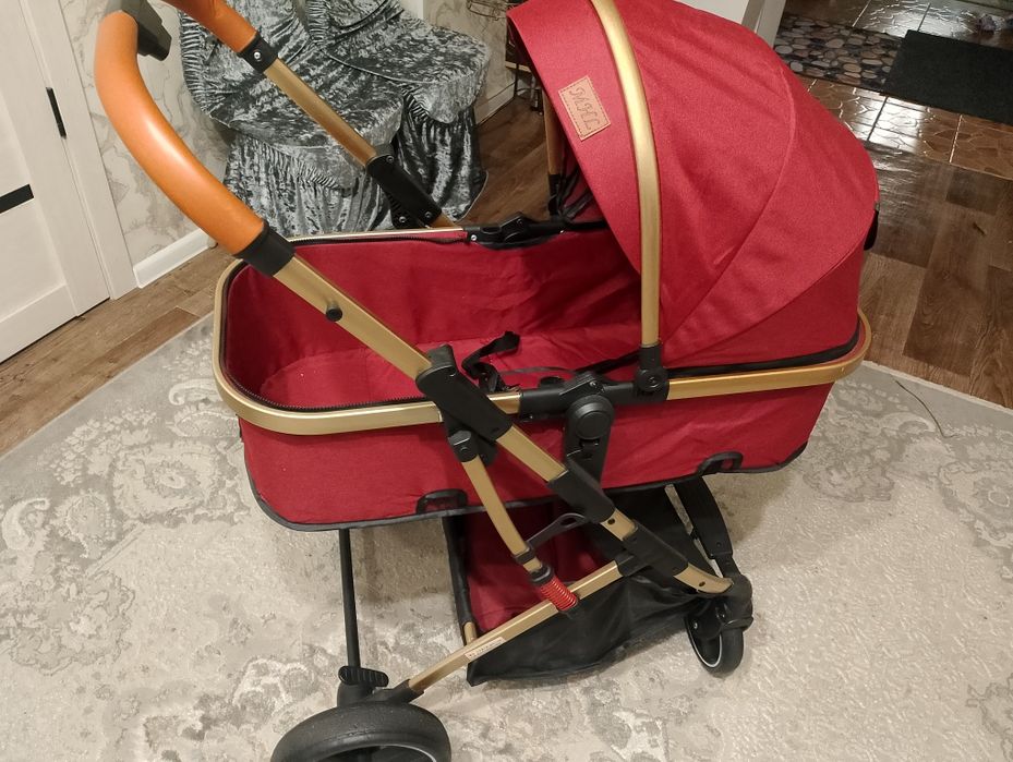 Продам детскую коляску