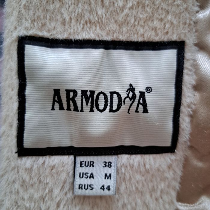 Пальто демисезонное