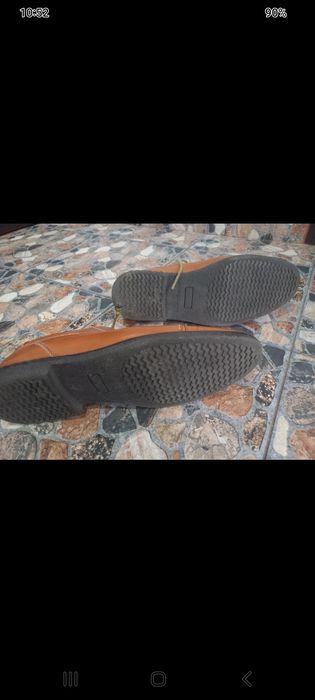 Pantofi barbati piele marca Vapiano marime 44 stare foarte buna