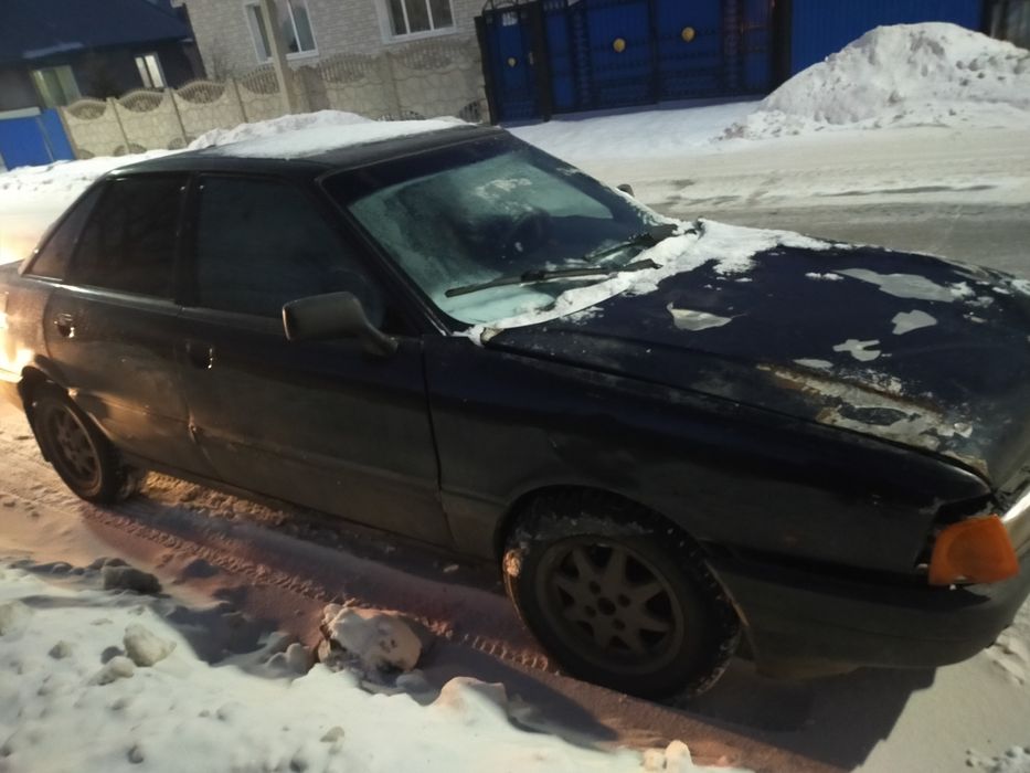 Продам Ауди 80 ездит в  г. Щучинске