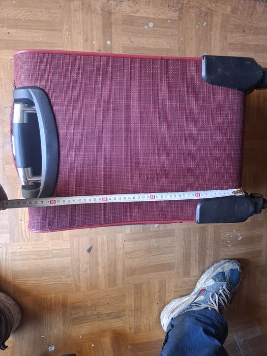 Чемодан дорожный