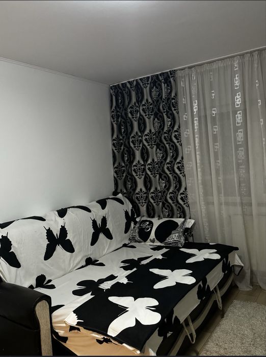 GARSONIERA sau APARTAMENT , Chirie etaj 1 in regim hotelier, central