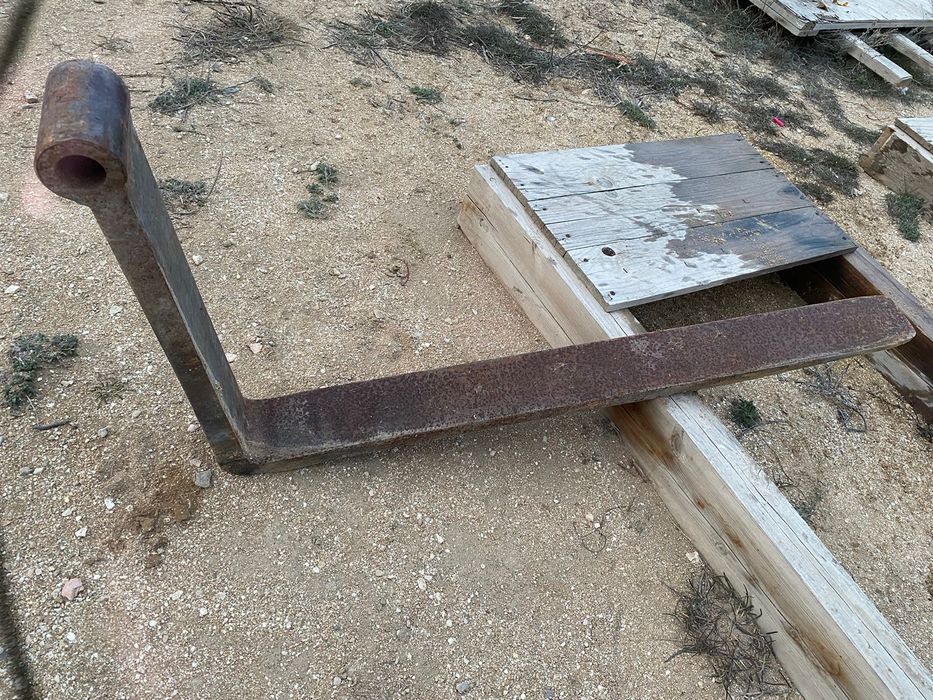 Вилка кара сатылады