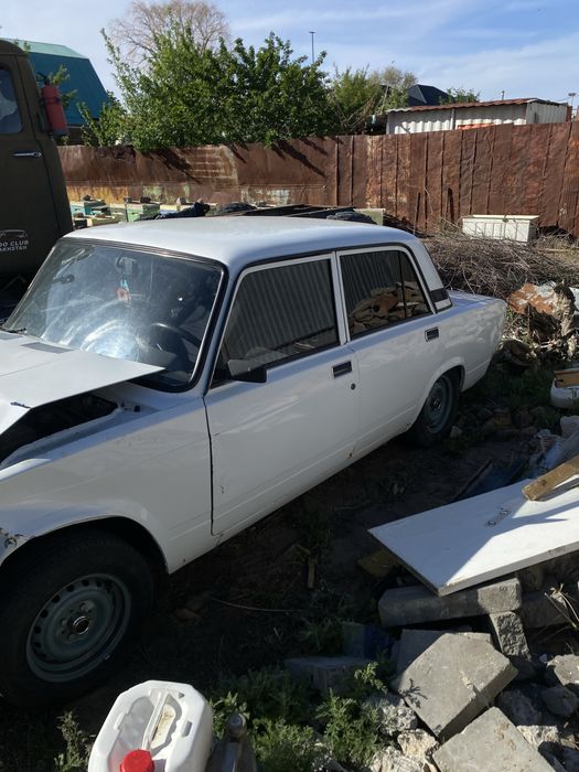 Продам ваз 2107