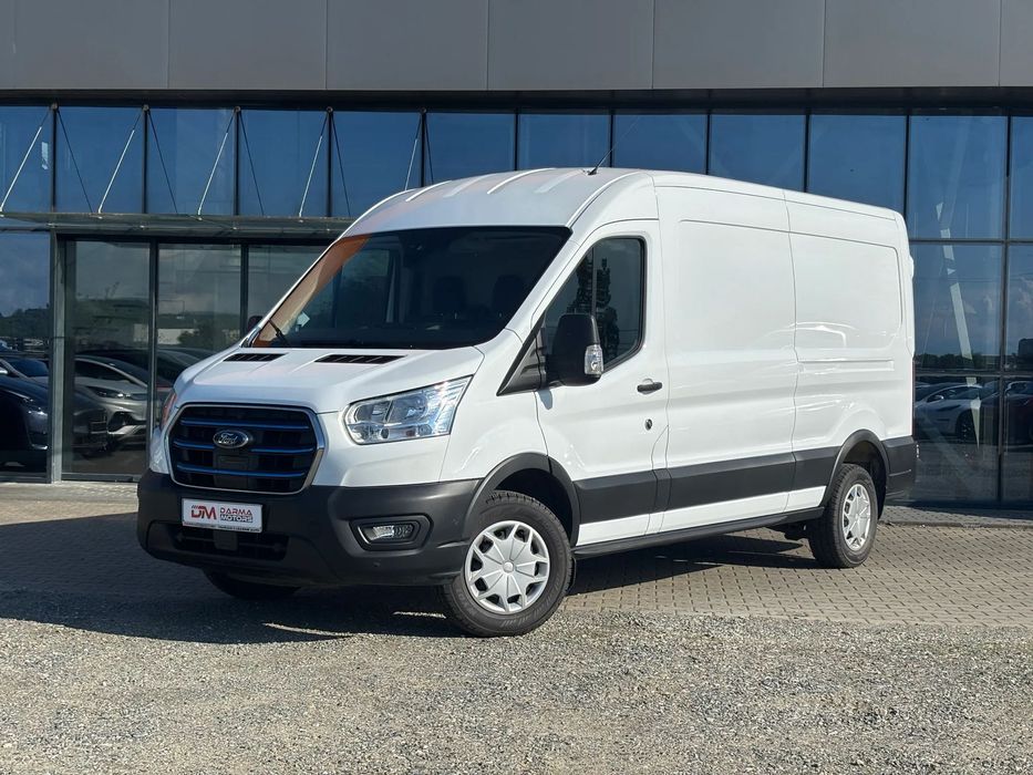 Ford TRANSIT Baterie: 68 kWh | Garantie | Tracțiune: spate