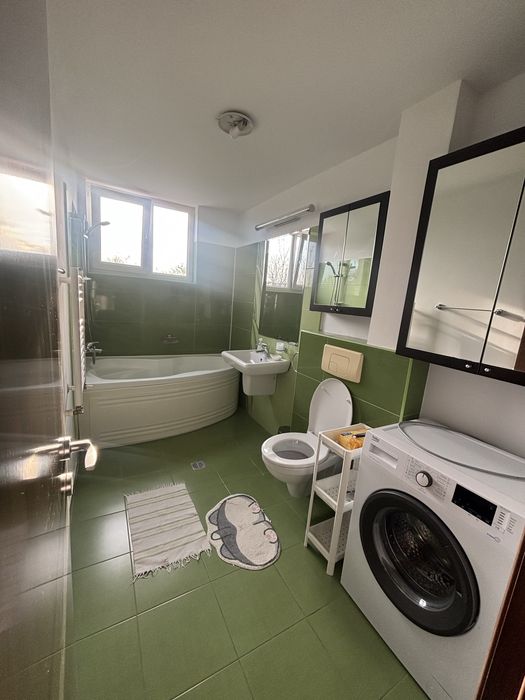 Inchiriez Ap 3 camere Prel Ghencea