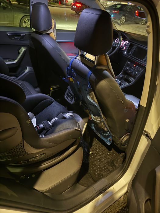 Отлично състояние SEAT ATECA 2019