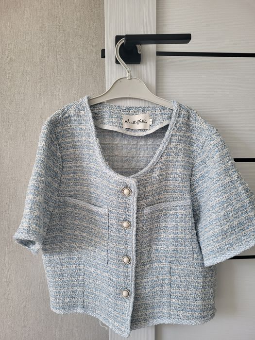 Продаётся  Твидовый пиджак