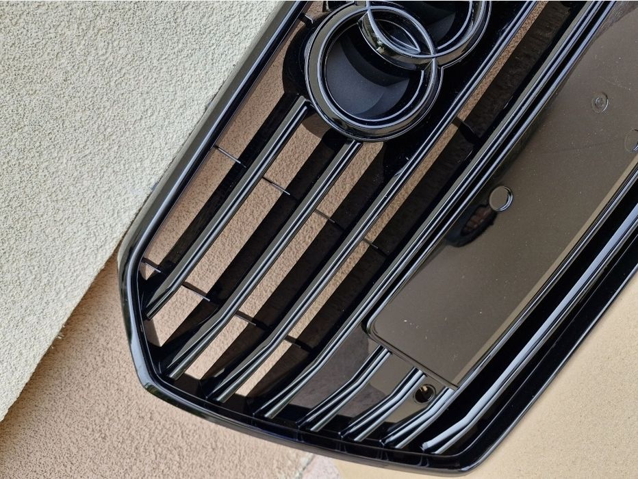 Grila centrala Audi A6 C7 facelift 2014-2018 Negru Lucios