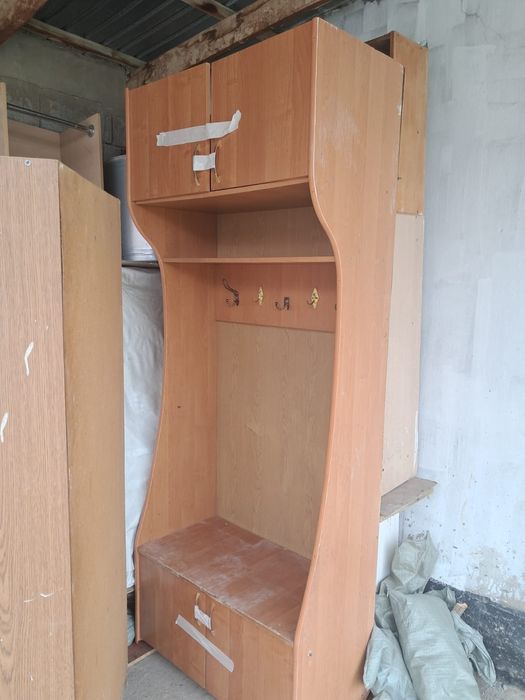 Шкаф полки мебель