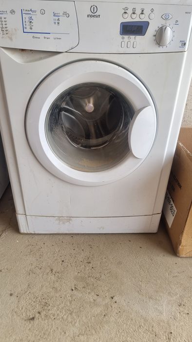 Продается стиральная машинка