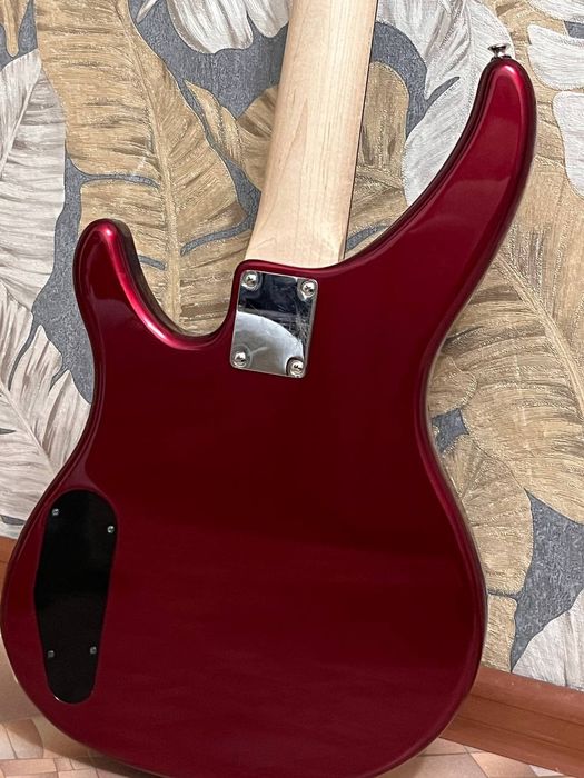 Бас гитара, YAMAHA TRBX174