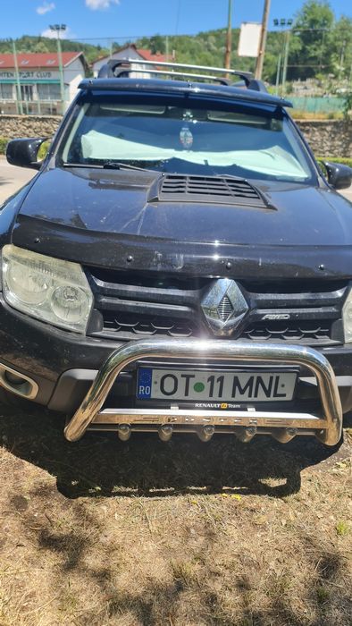 Deflector capota duster 1