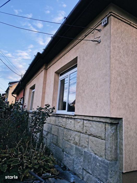 Casa de vânzare în zona Dedeman