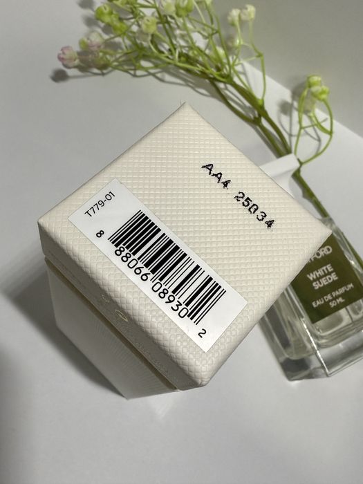 Продам парфюм TOM  FORD - WHITE SUEDE.