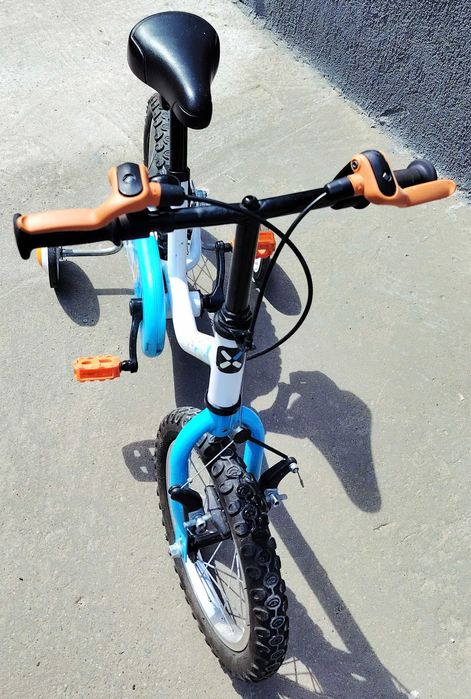 Bicicletă fete BTWIN 14” + roți ajutătoare – ca nouă