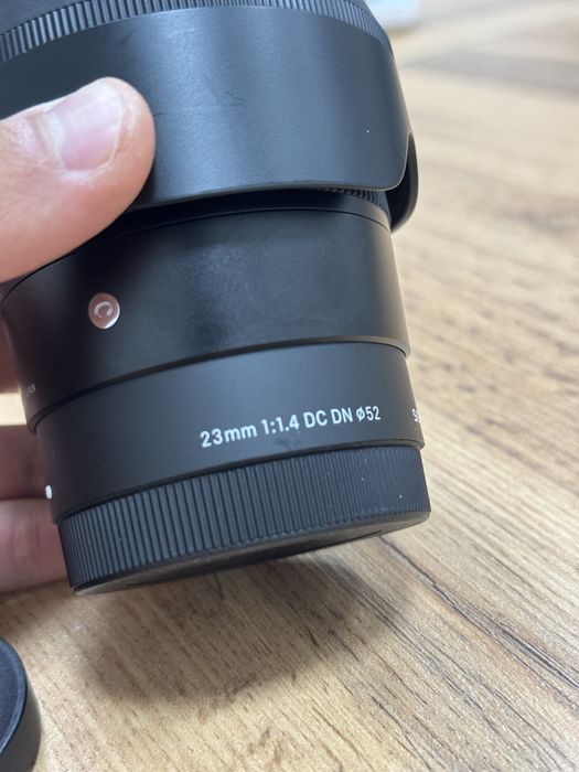 Продам обьектив Sigma 23mm 1.4 sony e mount