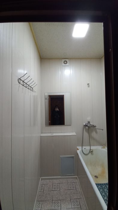 Квартира сотилади шарк 1 да