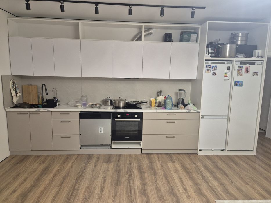 Продаётся кухонный мебель, новый