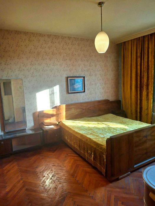 Двустаен апартамент 70 кв.м срещу Окръжна болница – Плевен | 90 000 €