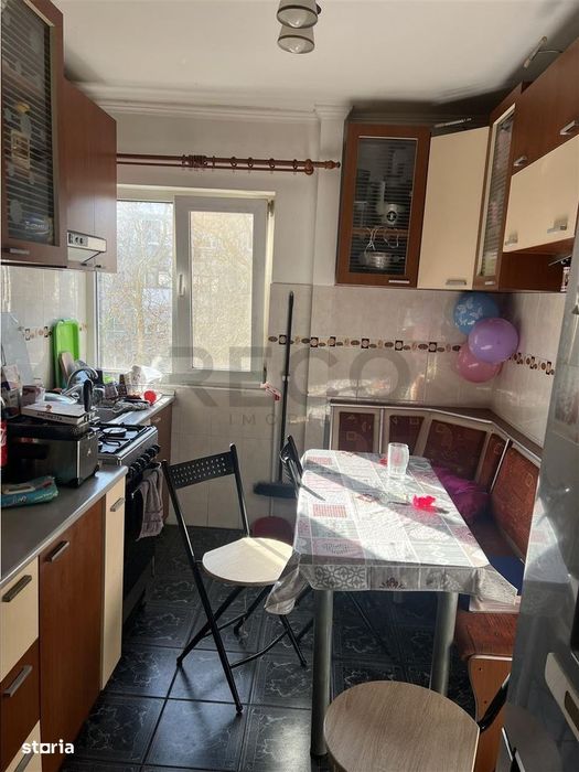 RECO apartament 3 camere in Nufarul