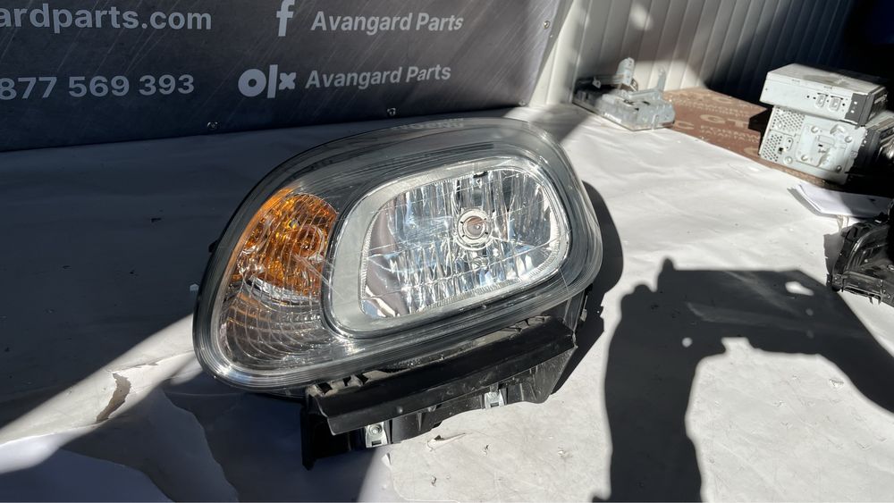 2 броя ляв и 1 брой десен фар Fiat Panda 3 2011-