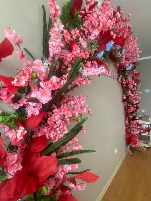 Продам Арку из цветов