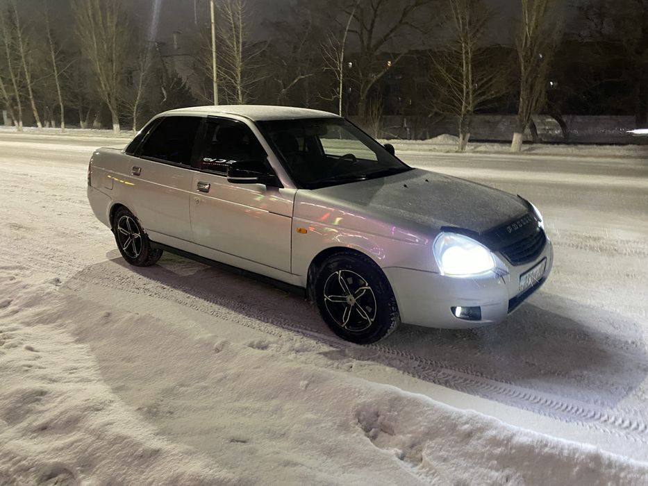 Приора срочно продам