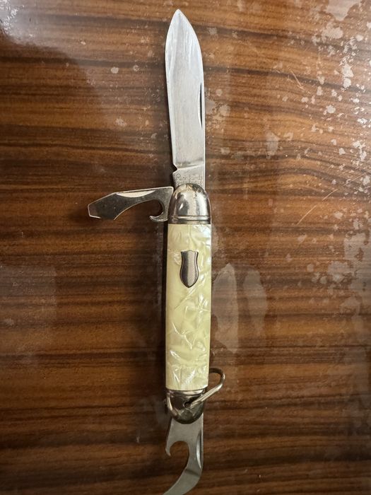 Ножик мультитул.