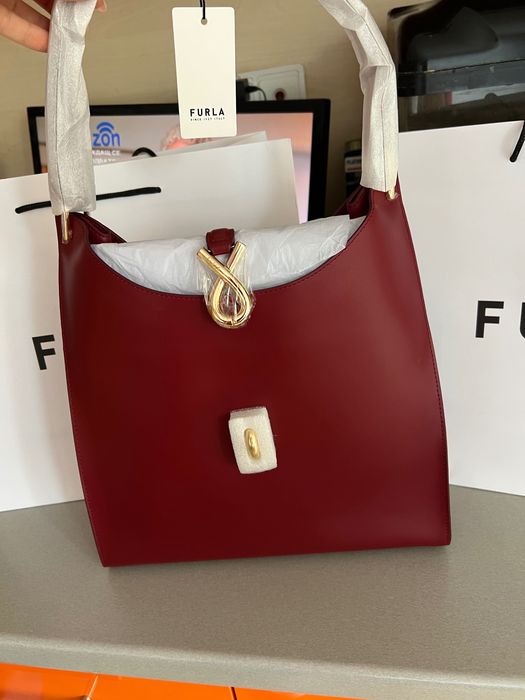 Нова чанта Furla