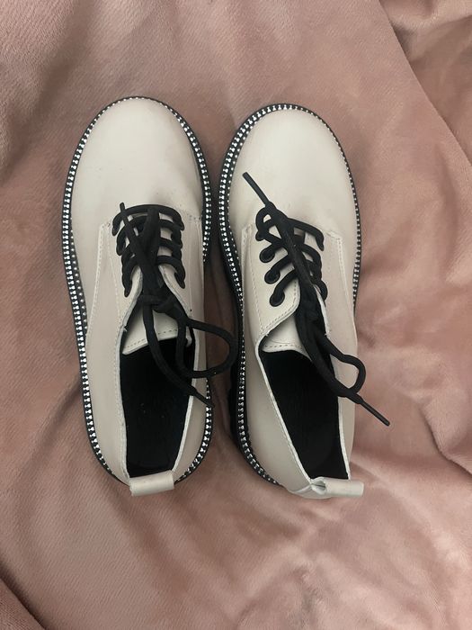 Продается обувь 37 размер