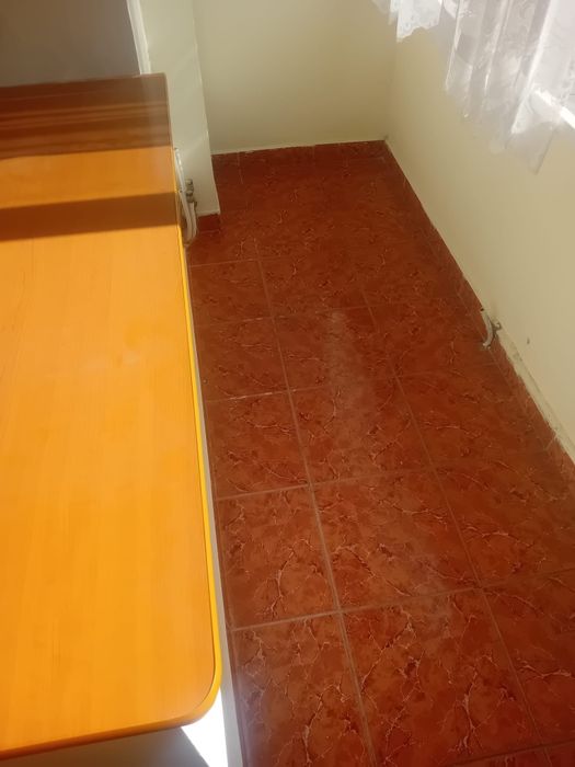Ap o camera,Maratei, decomandat,30mp,etaj 1,termopan,balcon