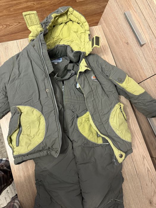 Продам детские костюмы