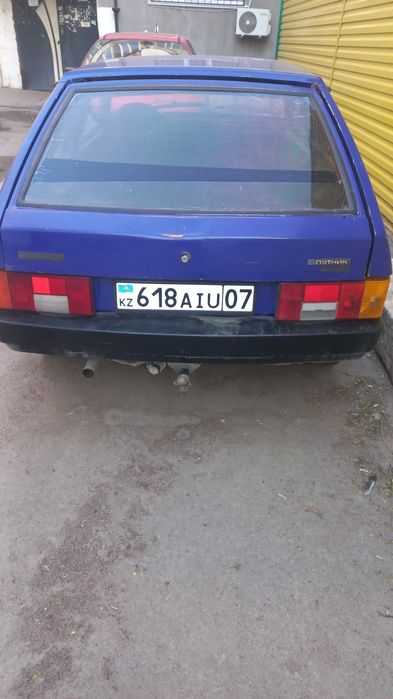 Автомобиль ваз2108