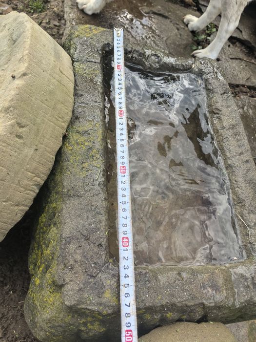 Каменни корита за декорация