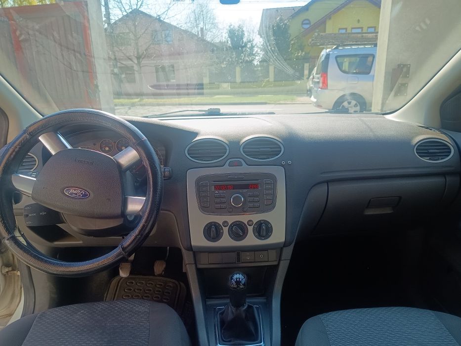 FORD Focus 2008 — imagine 5