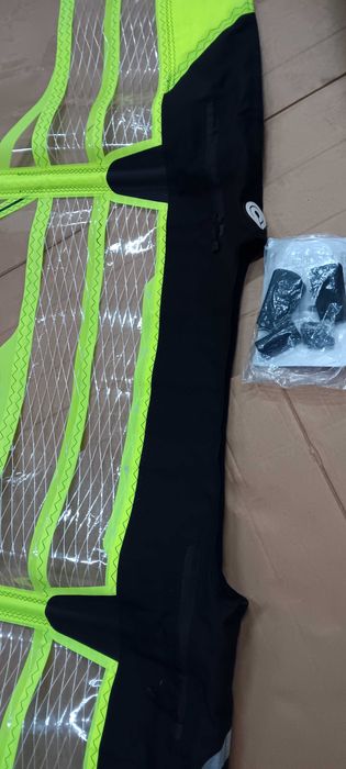 Платно и мачта Уиндсърф