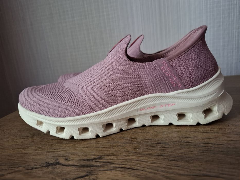 Skechers дамски обувки 38 номер.