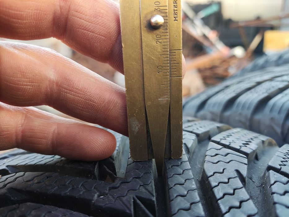 195/60/15 Vredestein