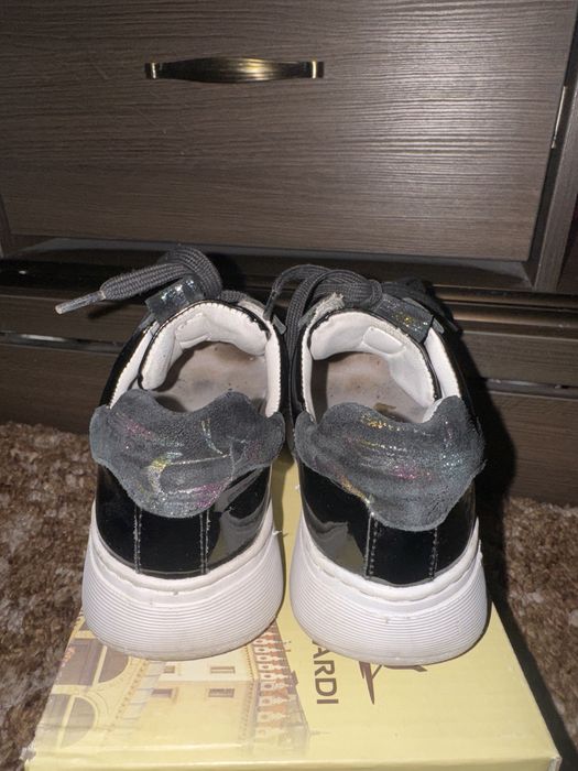 Стильные кросовки 31 размер