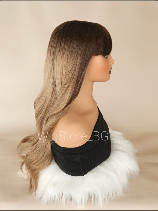 Светло кестенява омбре перука с бретон