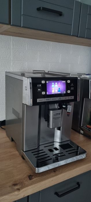 Espressor Delonghi PrimaDonna Exclusive