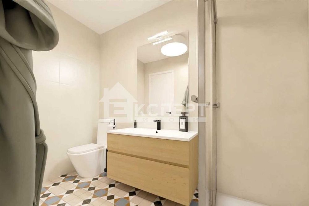 Продава се Двустаен апартамент в Пловдив, Въстанически - 62 кв.м за 1600 €/кв.м - Снимка #4