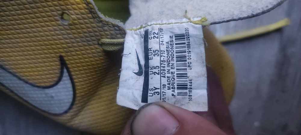 Butsa 34. 35  бутсы кета . Indoneziya