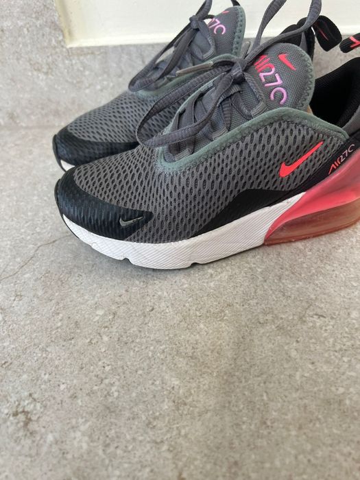 Nike Air Max 270