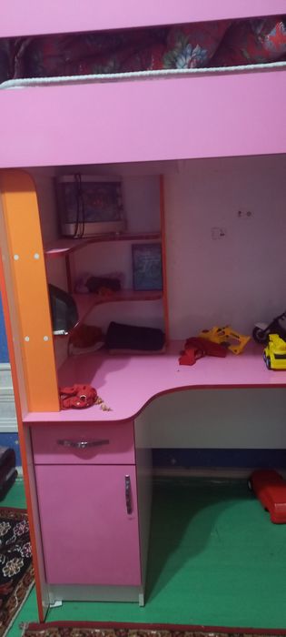 Детский мебел шкафчаси дарс тайорлаш жойи